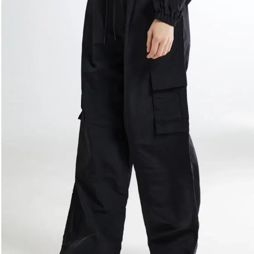 [SOLD OUT] 스파오 여성 2way 카고 나일론 팬츠