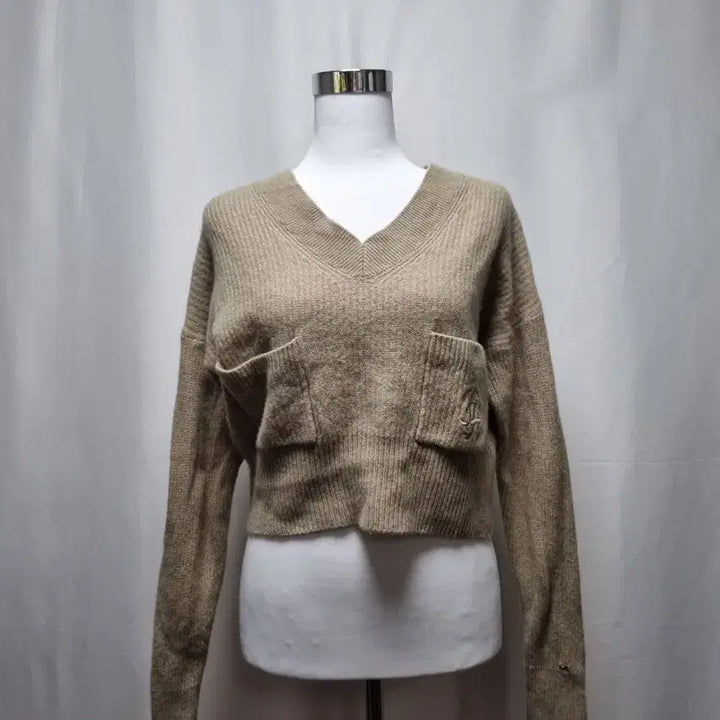 [BUNJANG] Tommy Hilfiger V-Neck Crop Knit Sweater / 타미힐피거 V넥 크롭 니트