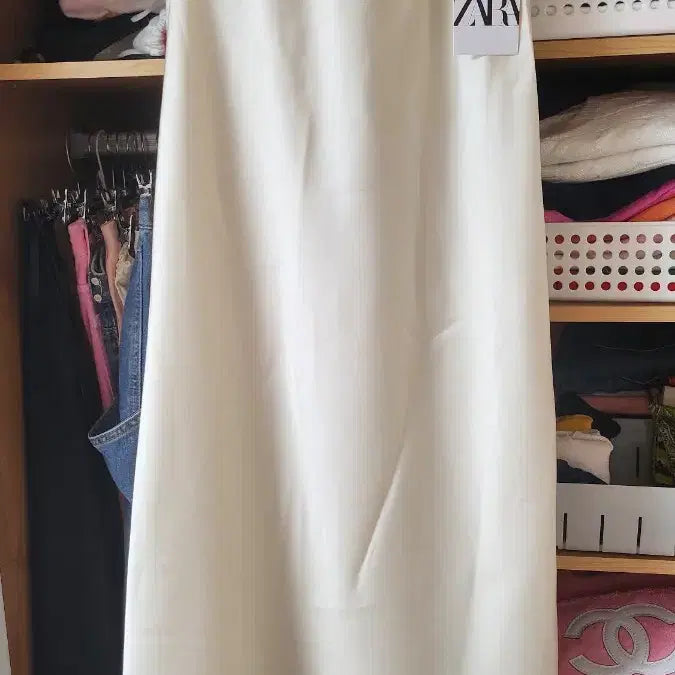 [SOLD OUT] 자라새틴스커트