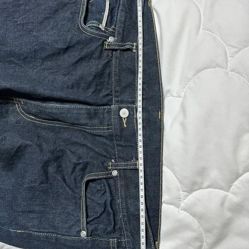 [BUNJANG] Uniform Bridge Selvedge Denim Jeans / 유니폼브릿지 셀비지 데님 36