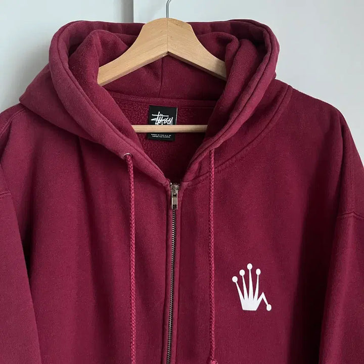 [BUNJANG] Stussy Regal Crown Hoodie Zip-Up / STUSSY Regal Crown Hoodie zip-up