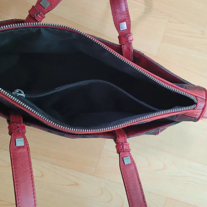 [BUNJANG] Ferragamo Jacquard Shoulder/Tote Bag / 페라가모 자가드 숄더/토트백