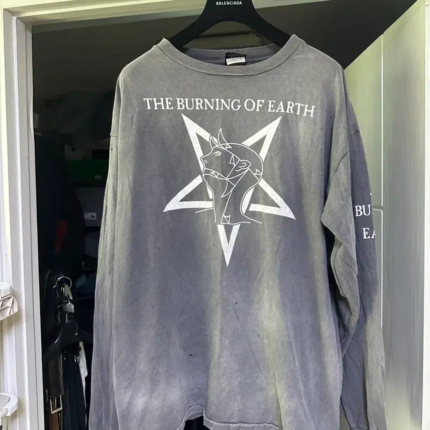 [BUNJANG] Saint Michael The Burning of Earth Long Sleeve / [XXL] 세인트미카엘 The burning of earth 롱 슬리브