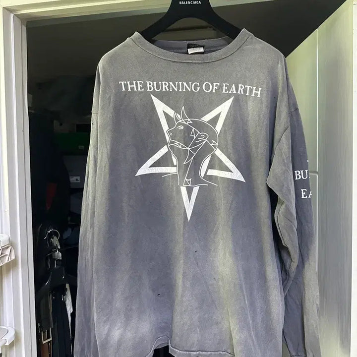 [BUNJANG] Saint Michael The Burning of Earth Long Sleeve / [XXL] 세인트미카엘 The burning of earth 롱 슬리브