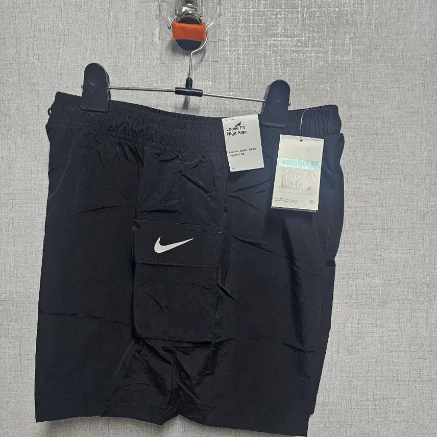 [SOLD OUT] 나이키 블랙 카고 반바지 루즈핏 하이라이즈xl