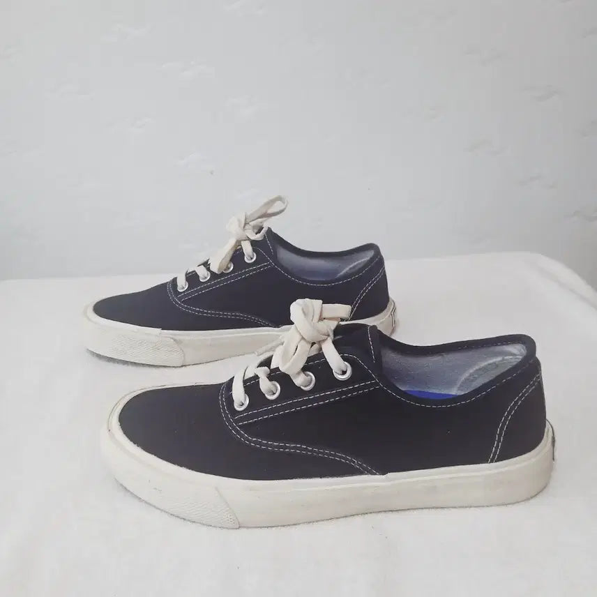 [SOLD OUT] (38) 슈펜스니커즈 250mm