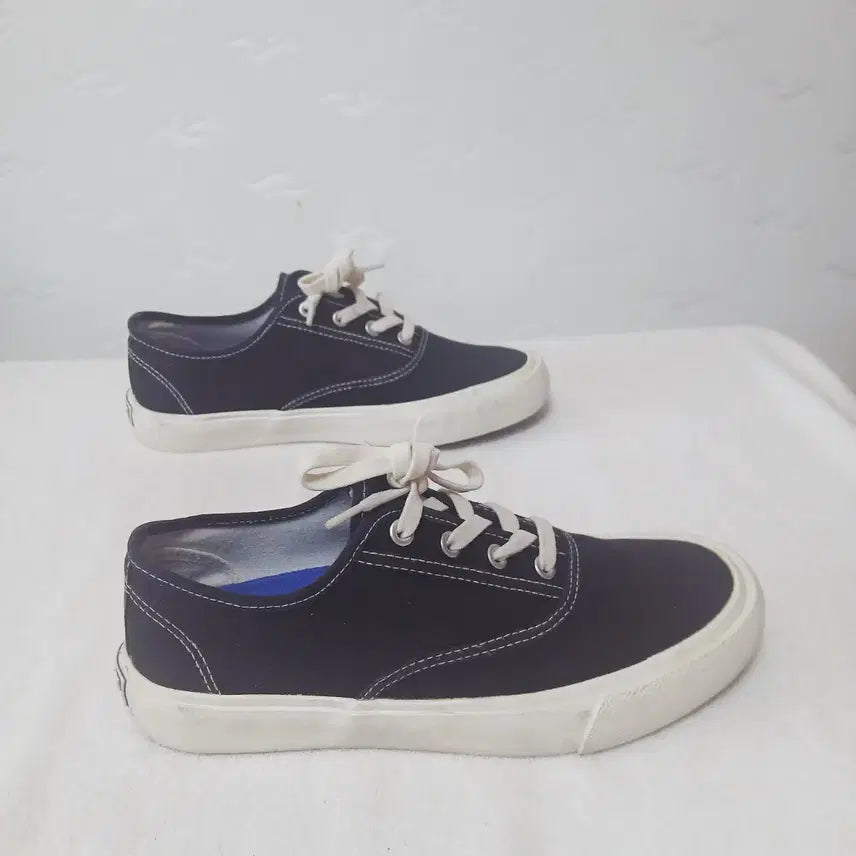 [SOLD OUT] (38) 슈펜스니커즈 250mm