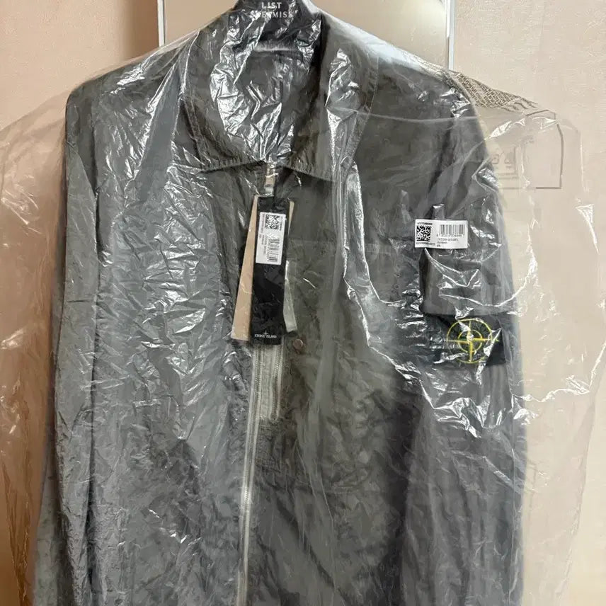 [SOLD OUT] 26ss 스톤아일랜드 오버셔츠 그레이 새제품 미착용 L