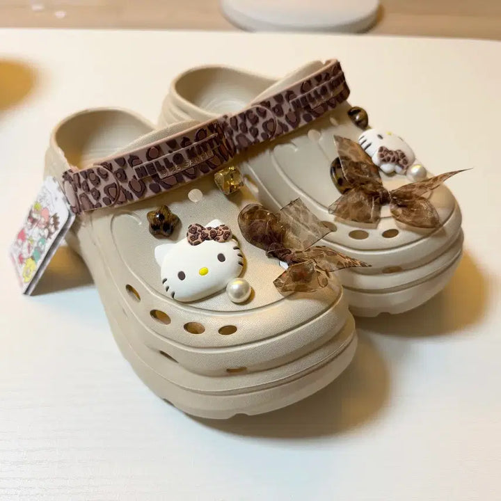 [BUNJANG] Sanrio Hello Kitty Leopard Crocs / 2026 신상 산리오 레오파드 태닝 헬로키티 크록스st 새상품(추가입고)