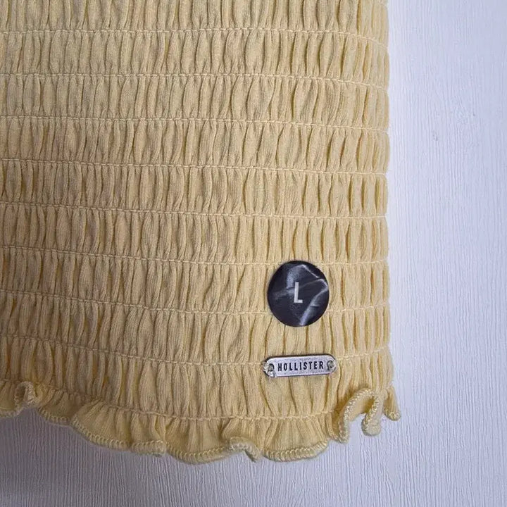 [BUNJANG] Hollister Yellow Shirred Crop Tank Top / 홀리스터 옐로우 셔링 크롭 나시