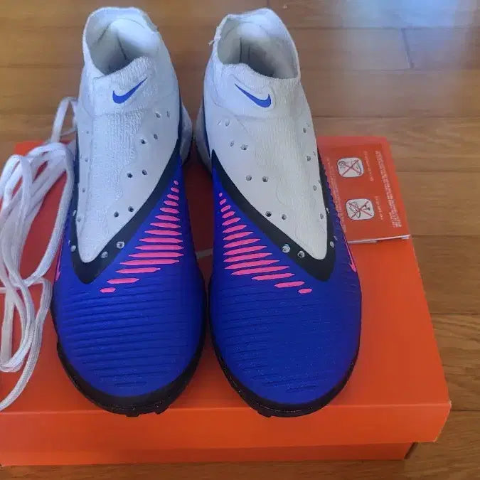 [BUNJANG] Nike Phantom 6 Futsal Shoes / 나이키 팬텀6 풋살화 230