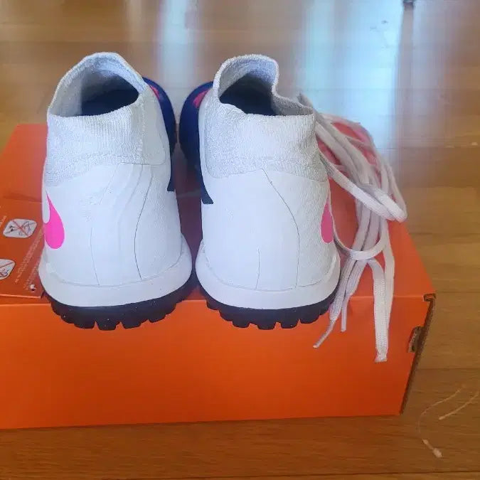 [BUNJANG] Nike Phantom 6 Futsal Shoes / 나이키 팬텀6 풋살화 230
