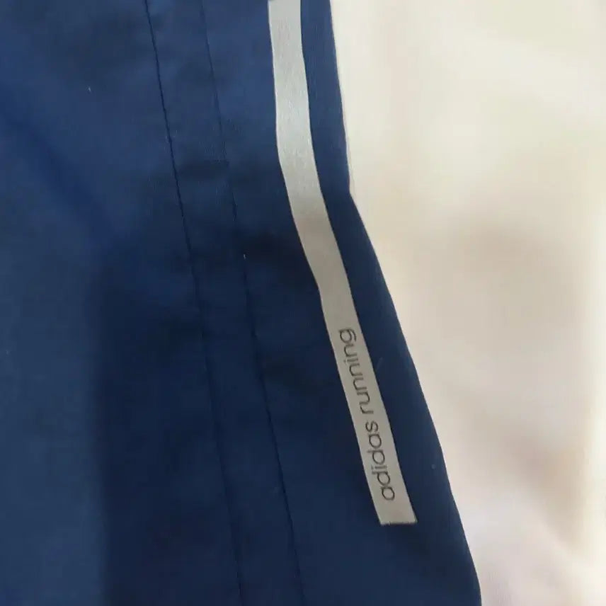 [BUNJANG] Adidas Navy Shorts M / 아디다스 네이비 반바지 M .(75)