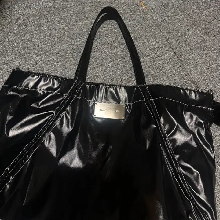[BUNJANG] Matinkim Coated Tote Bag / 마뗑킴
