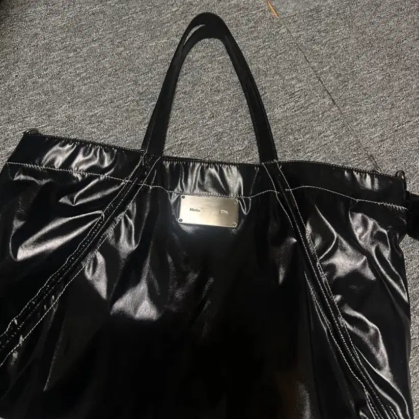 [BUNJANG] Matinkim Coated Tote Bag / 마뗑킴
