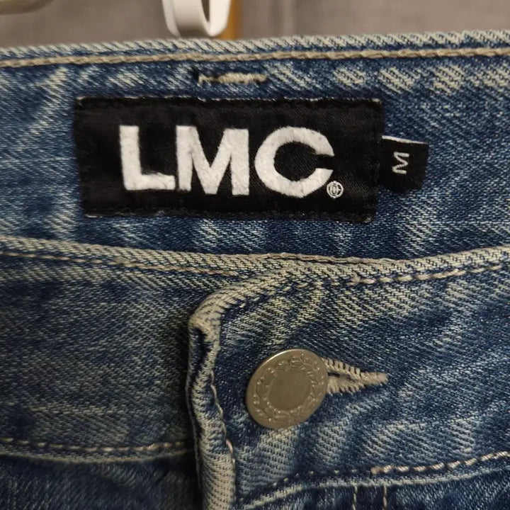 [SOLD OUT] M ) LMC 스트레이트 중청 청바지