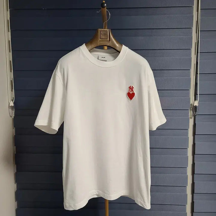 [SOLD OUT] L ) MLB 하트 스몰로고 오버핏 반팔티