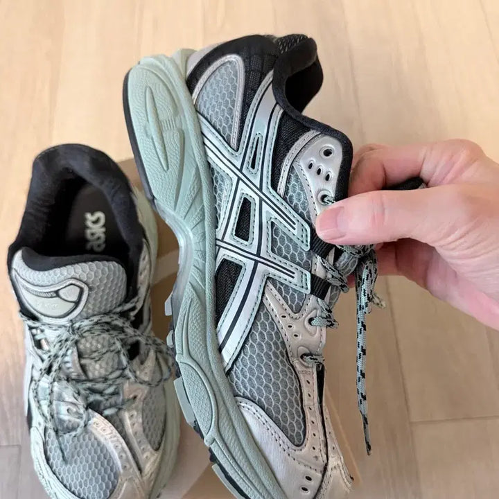 [BUNJANG] Asics Gel Nimbus 10.1 245mm Running Shoes / 아식스 젤 님버스10.1 245mm