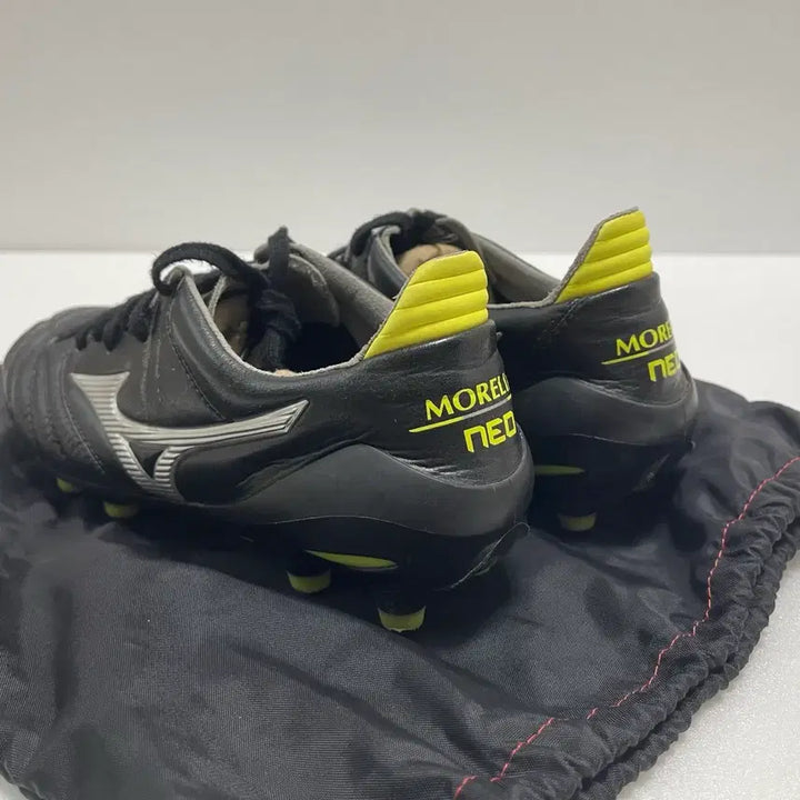 [BUNJANG] Mizuno Morelia Neo 2 Japan Soccer Cleats / 미즈노 모렐리아 네오2 재팬 250