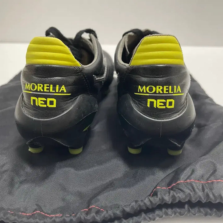 [BUNJANG] Mizuno Morelia Neo 2 Japan Soccer Cleats / 미즈노 모렐리아 네오2 재팬 250
