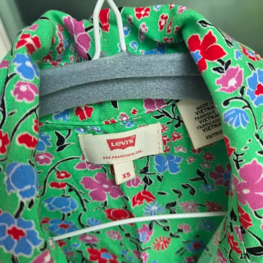 [SOLD OUT] 리바이스 플라워 프린트 셔츠 XS