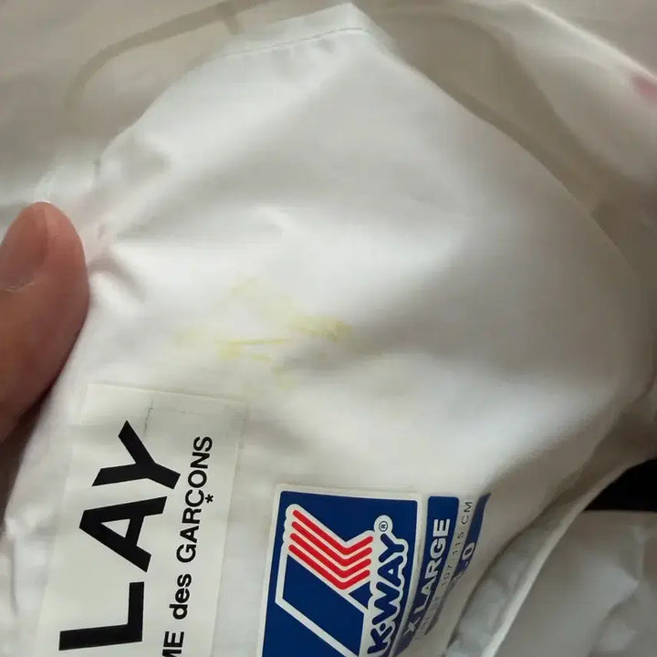 [SOLD OUT] 꼼데가르송 K-WAY 콜라보 바람막이 XL