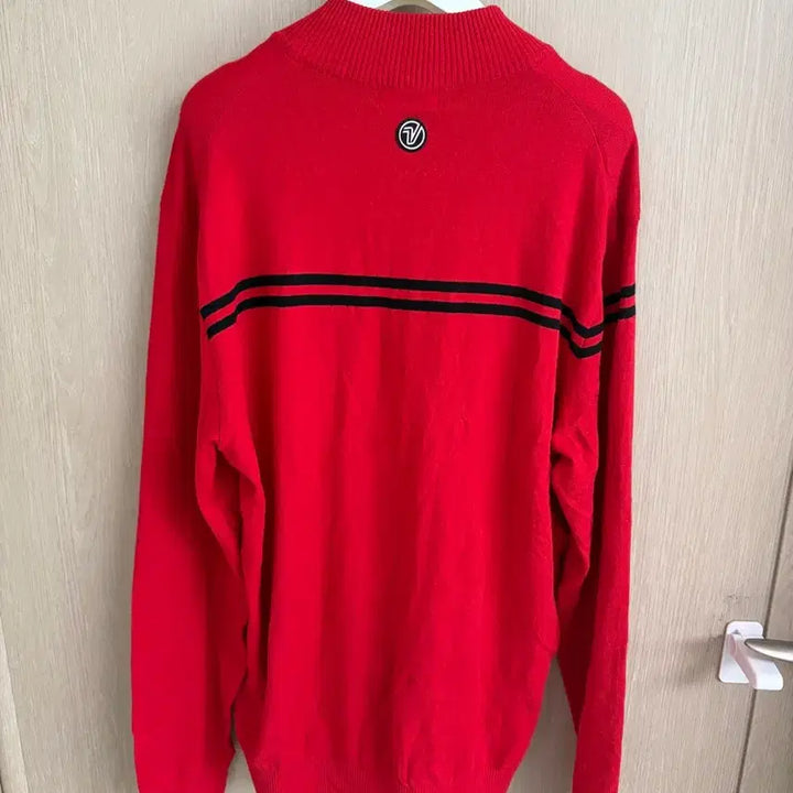 [BUNJANG] Volvik Red Knit Zip-Up 105 / Volvik 빨간색 니트 집업 105