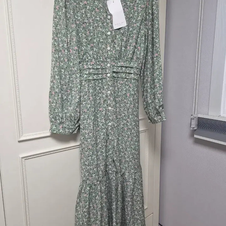 [SOLD OUT] 보니앤조이 꽃무늬 롱 원피스