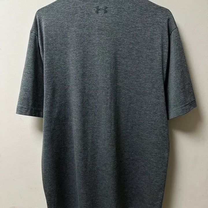 [SOLD OUT] 언더아머 정품 (6579)