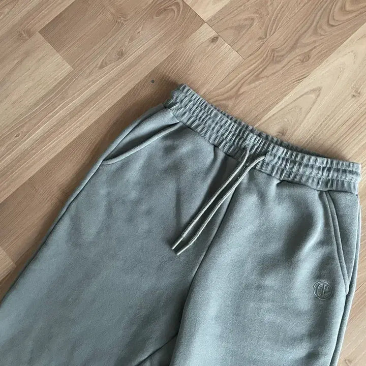 [BUNJANG] Codes Combine Khaki Training Pants / 코데즈컴바인  커키 트레이닝 2627