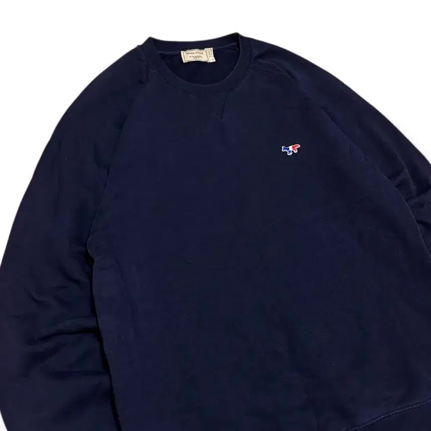 [BUNJANG] Maison Kitsune Navy Fox Patch Sweatshirt / 메종키츠네 네이비 폭스 패치 맨투맨