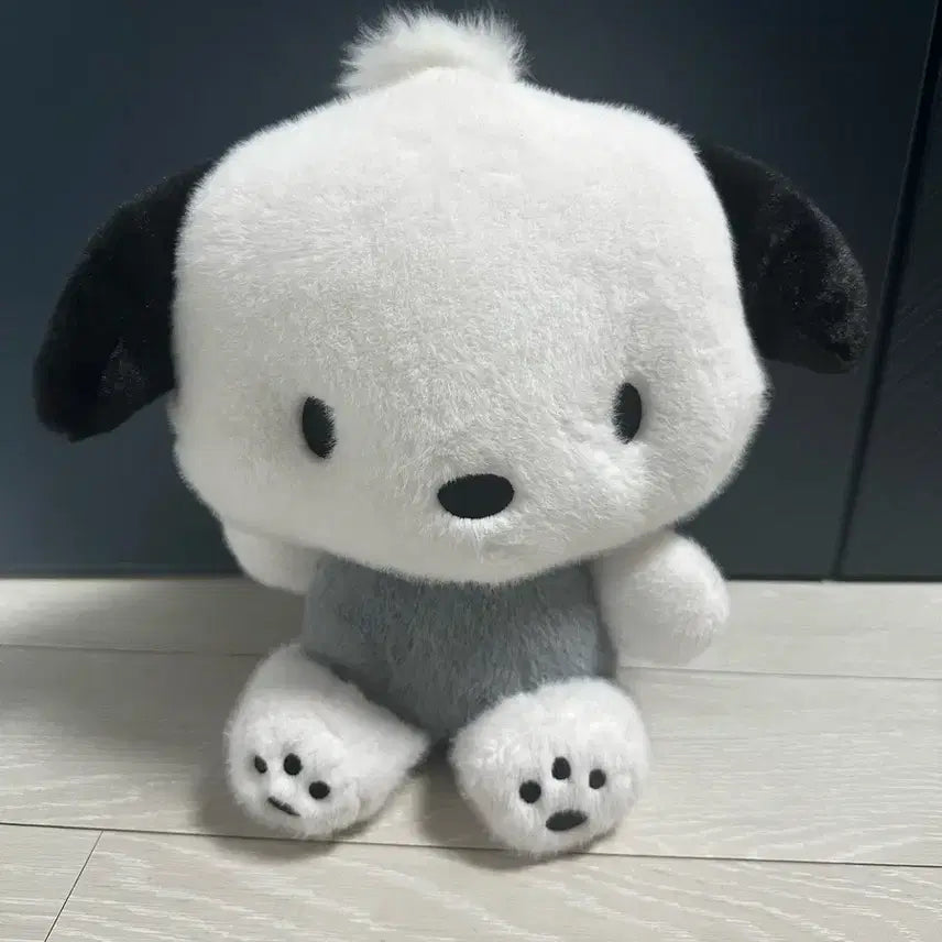 [BUNJANG] Sanrio Pochacco 25cm Monotone Plush Doll / 산리오 25cm 포차코 모노톤 봉제인형