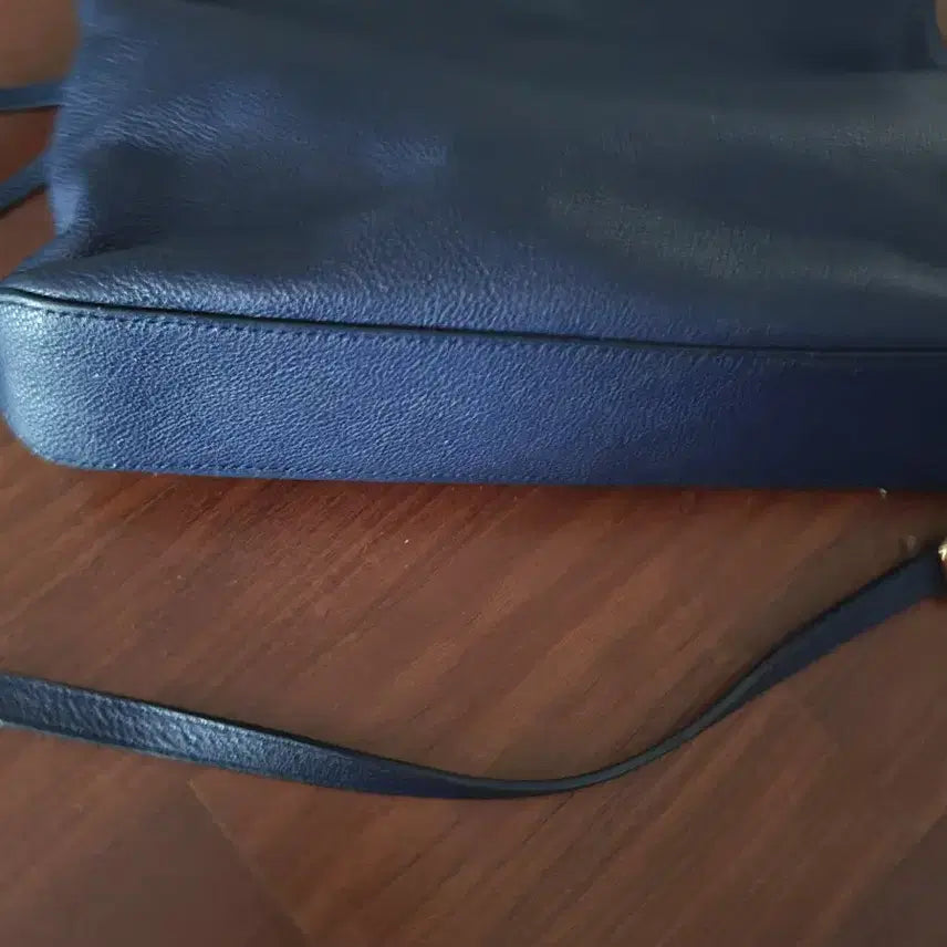 [BUNJANG] Beanpole Crossbody Bag / 빈폴크로스백