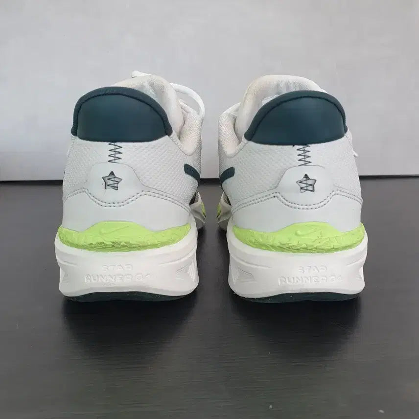 [SOLD OUT] 나이키 스타 러너 4(250)