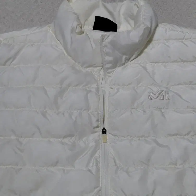 [SOLD OUT] 밀레 여성 패딩 조끼 100