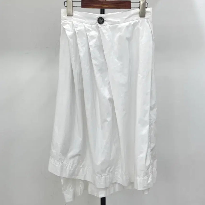 [SOLD OUT] 비비안 웨스트우드 스커트