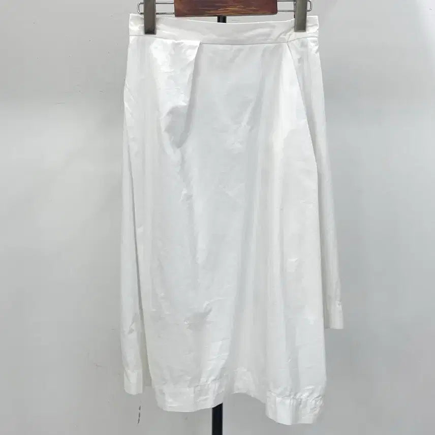 [SOLD OUT] 비비안 웨스트우드 스커트