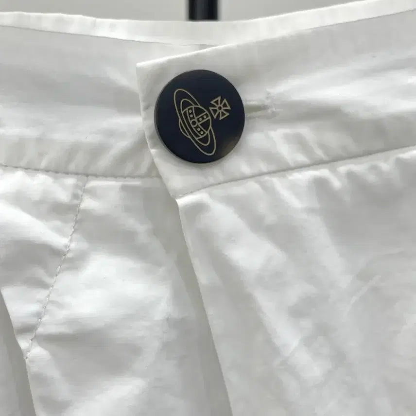 [SOLD OUT] 비비안 웨스트우드 스커트