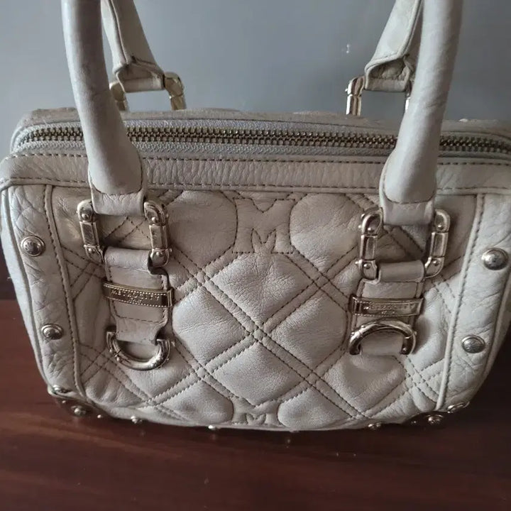 [BUNJANG] Metrocity Quilted Tote Bag - Ivory / 메트로시티 퀼팅 토트백 아이보리