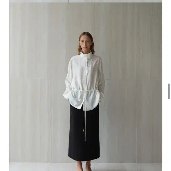 [BUNJANG] The Muscat Ivory Blouse Shirt / 더머스캣 더머스켓 블라우스셔츠