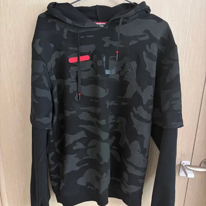 [BUNJANG] Fila Black Camo Hoodie 2XL / 휠라 블랙 카모 후드티 2XL