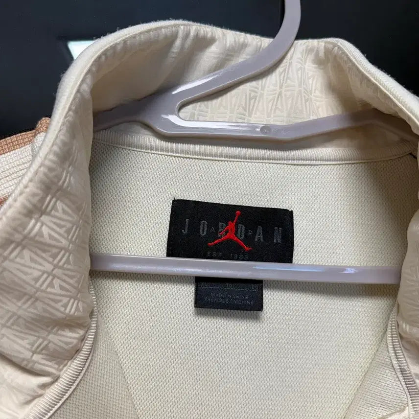 [SOLD OUT] 나이키 조던 아 마 마니에르 트랙집업 자켓 XL 105