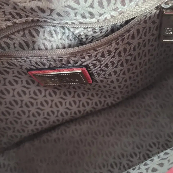 [BUNJANG] Louis Quatorze Pink Pattern Crossbody Bag / 루이까또즈 핑크 패턴 크로스백