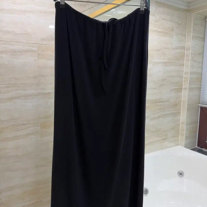 [BUNJANG] Flat Per Mellow Angora Knit Maxi Long Skirt / [플랫퍼] 멜로우 앙고라 니트 기모 스트링 맥시 롱스커트 블랙