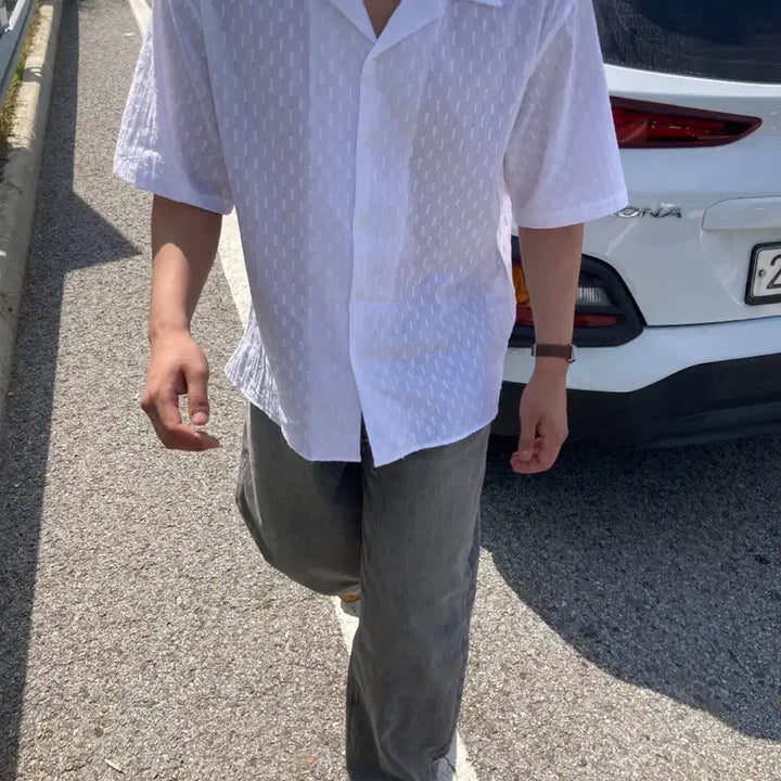 [BUNJANG] White Dot Pattern Short Sleeve Shirt / 화이트 반팔셔츠