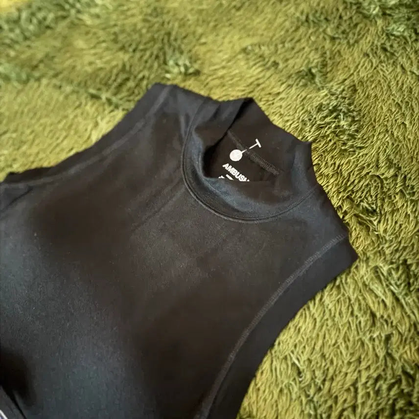 [BUNJANG] AMBUSH Sleeveless Crop Top / [1] AMBUSH 엠부쉬 MADE IN JAPAN 슬리브리스 크롭 탑