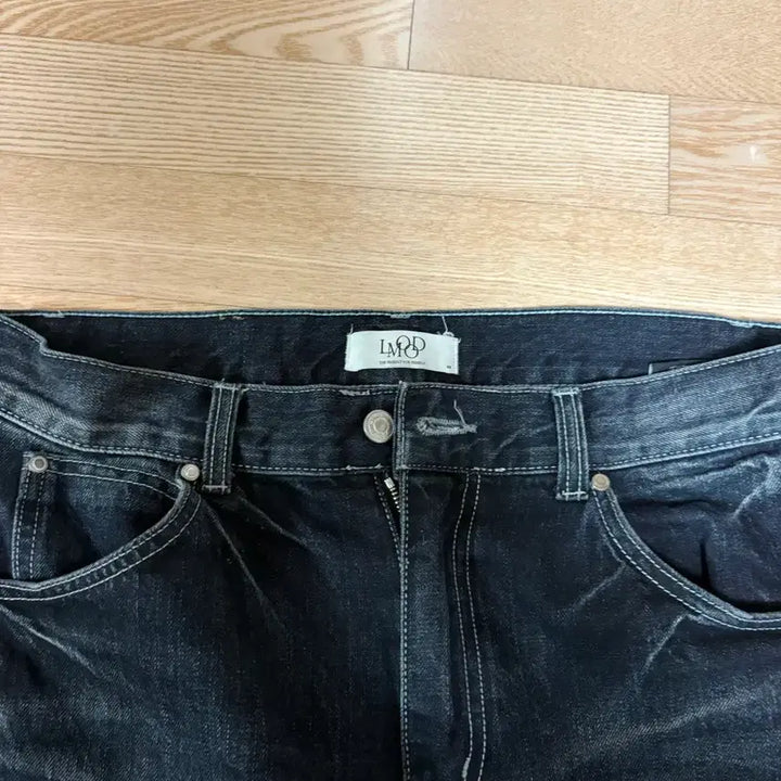 [BUNJANG] Elmood Slash Flare True Blue Jeans / 엘무드 슬래시 플레어 트루블루 (48)