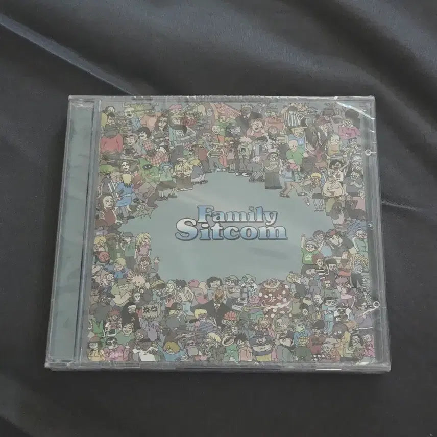[BUNJANG] Legit Goons Family Sitcom CD / 리짓군즈 Family Sitcom 패밀리 시트콤 CD