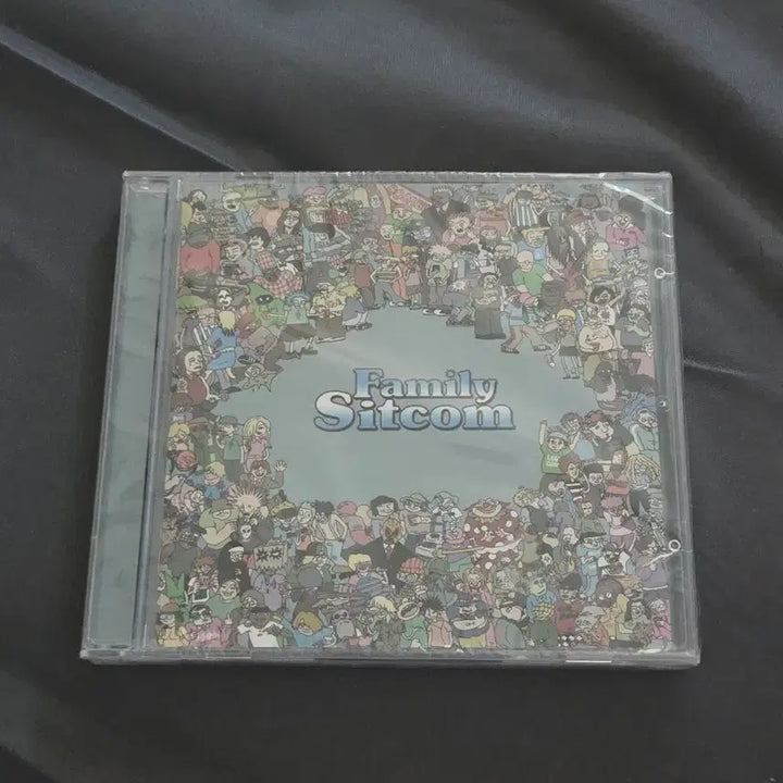 [BUNJANG] Legit Goons Family Sitcom CD / 리짓군즈 Family Sitcom 패밀리 시트콤 CD
