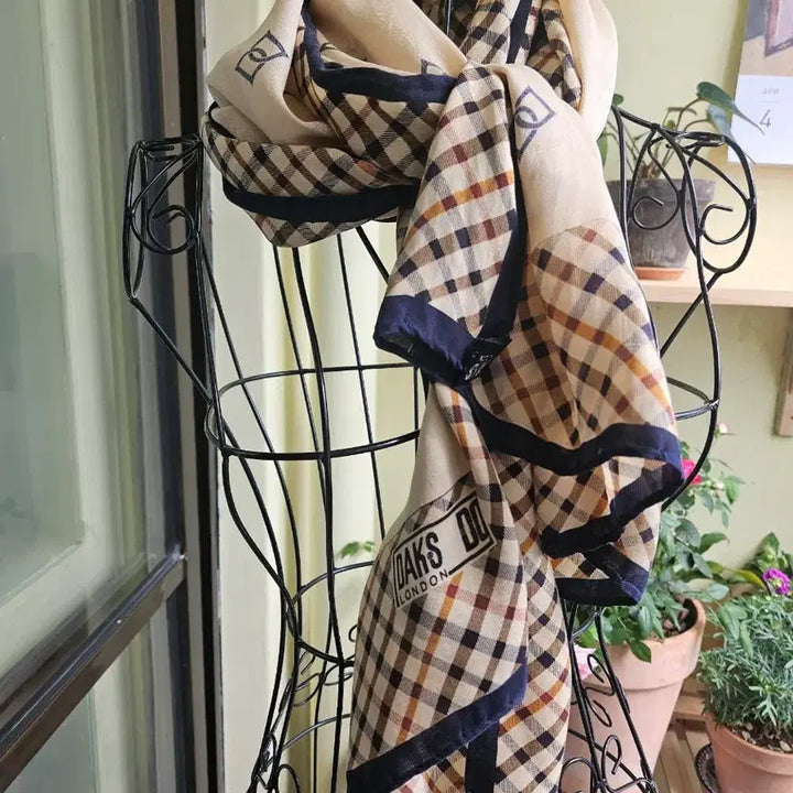 [BUNJANG] Daks Silk Shawl Muffler / 닥스실크숄머플러